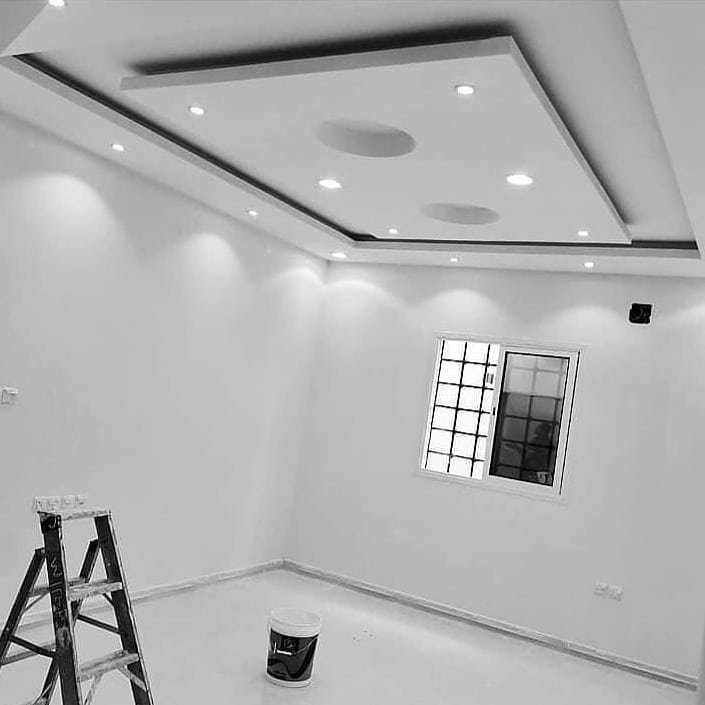 معلم دهانات الجزيرة بالجبيل  0552251700
  معلم دهانات الجزيرة بالجبيل 
  استطاع معلم دهانات الجزيرة بالجبيل  أن يكسب رضا وثقة العملاء في كل مكان بالمملكة العربية السعودية وبخاصة في الجبيل ، نظرا لما يوفره من الجودة في المنتج والدقة في الصناعة والتي يرغب فيها العملاء للحصول على دهانات مميزة ورائعة مع اختلاف الأشكال التي تحقق رغبة المستهلكين، سنساعدك عزيزي في التعرف على كل ما يقدمه معلم دهانات الجزيرة في الجبيل .شاهد اعملنا في تركيب فوم جدران
  نبذة عن معلم دهانات الجزيرة بالجبيل 
  يمثل أهم وأفضل الشركات المتخصصة في عالم الديكورات والبويات في الجبيل ، نظرا لما يمتلكه من خبرة كبيرة في مجال الدهانات، وما يوفره الدهان من الجودة العالية والتصميم الرائع ليعطي الشكل الذي يتمناه كل عميل داخل المنزل أو المكان الذي يعيش أو يعمل به.
  
    يوفر معلم دهانات الجزيرة بالجبيل  العديد من المنتجات المتنوعة من الدهانات على اختلاف أنواعها وأشكالها سواء الدهانات البلاستكية أو الدهانات الأولية، بالإضافة إلى وجود الدهانات الزخرفية والنفط وغيرها من أفضل أشكال و أنواع الدهانات المتوفرة في المملكة السعودية، والذى ساعد على انتشار طلب الحصول على معلم دهانات الجزيرة بالجبيل  من أجل إنجاز أعمال الدهانات وتركيب ورق الجدران وغيرها من أعمال التصميمات الرائعة والاسعار المناسبة، والكثير من المميزات التي يقدمها للعملاء بالجبيل ، والتي ساعدت على انتشاره واعتباره من أهم وأقوى الشركات المتخصصة في مجال البدويات للحصول على التصميم الرائع، ومساعدة العملاء في الحصول على الألوان والتصاميم بأعلى جوده وبدقه عالية.
  
  أهمية دهانات الجزيرة بالجبيل 
  تمثل عملية اختيار الألوان المناسبة سواء للمنزل أو المكتب أو مكان العمل الذى يرغب فيه العميل أمر في غاية الأهمية، ويأخذ الكثير من الوقت والتفكير من العملاء لاختيار الألوان وتحديد أشكال الدهانات التي تساعدهم في الحصول على المكان المناسب والمميز، لذلك اختيار معلم دهانات الجزيرة بالجبيل  يساعدهم في تقديم الكثير من الألوان ليختار العملاء اللون المفضل لهم سواء كانت الألوان الداكنة أو الفاتحة، مع تقديم أفضل وأشهر الكتالوجات التي تضمن الألوان المتنوعة التي تتميز بالذوق الرفيع والاختلاف سواء الجدران أو الأعمدة والمعروفة حول العالم، لمساعدتهم على اختيار أفضل الألوان للحصول على مكان رائع وراقى، يتناسب مع أذواق العملاء.  
  أشهر منتجات دهانات الجزيرة
  توجد مجموعة من المنتجات المميزة للشركة ومنها: –
  
    دهانات تاليك الجزيرة.
    دهانات أوف فورست الجزيرة.
    دهان ألوان الطفل الجزيرة.
    دهانات سانتكس الجزيرة.
    دهانات مارمو الجزيرة.
    دهانات ورود الجزيرة.
    دهانات ماجنتيك الجزيرة.
    دهانات شيدز أوف أوشن الجزيرة.  
  
  خدمات معلم دهانات الجزيرة الجبيل 
  توفر الشركة الكثير من الخدمات للعملاء في التعامل مع أنواع الدهانات سواء الداخلية أو الخارجية، من أجل اجراء الدهانات على الجدران وتركيب ورق الحائط بمختلف أنواعه بكل سهوله ودقه في التنفيذ للعمل.
  2-توفر الشركة خدمة العملاء من أجل تقديم كافة الاستفسارات للعملاء حول الشركة، وتقديم الكتالوجات التي تساعدهم على اختيار الألوان المناسبة والمتناسقة لتلبي احتياجات العملاء.
  3-التواصل عبر الأنترنت، تقدم الشركة عبر صفحتها على الإنترنت التواصل بين العملاء للاطلاع على كافة المنتجات واختيار ما يحتاج إليه العملاء.  
  مميزات اختيار معلم دهانات الجزيرة
  توجد مجموعة من المميزات التي توجد في الشركة تجعلها تنافس الشركات الأخرى وتتقدم عليها، لما يقدمه من مميزات هامة للعملاء وهي: –
  
    الدهانات مقاومة للغسيل، والتي تساعد في الاحتفاظ بثبات الألوان حتى مع الغسيل.
    تعدد الألوان، ويتوفر في المكان الألوان المختلفة والتي تعطى الشكل المخملي الفخم، مع الألوان الفاتحة الرائعة والداكنة التي تتيح للعملاء الاختيار حسب الأذواق.
    تعدد الكتالوجات التي توفرها للعملاء لاختيار شكل الجدران في المنزل، مع تحديد الألوان بكل سهولة التنفيذ بدقة.
    القدرة على مقاومة التغيرات الجوية، سواء الشمس الحارقة أو الأمطار والرطوبة وغيرها من العوامل التي تؤثر على الدهانات إلا أن الشركة توفر أفضل الدهانات التي يمكنها المقاومة.
    يوفر فريق عمل على درجة عالية من التميز والمهارة، في تنفيذ الألوان التي يختارها العملاء بأقصى سرعه ممكنه، والتعامل مع كافة أشكال الدهانات سواء البلاستيكية أو العادية وغيرها من البويات المتنوعة للحصول على جدران رائعة.
  
 خطوات تركيب دهانات الجزيرة
تجهيز الغرفة
 التأكد من جفاف طبقة الأساس
 تخفيف الدِهان
تجهيز رول الدِهان
 تجهيز صينية الدهان
 طلاء الطبقة الأولى
 طلاء الطبقة الثانية